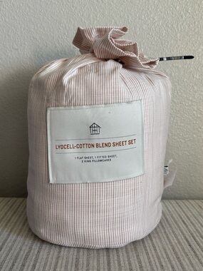 NWT 4pc King Micro Stripe Sheet Set Rust - Hearth & Hand with Magnolia